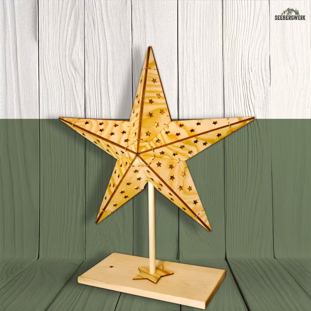 Holzstern auf Ständer