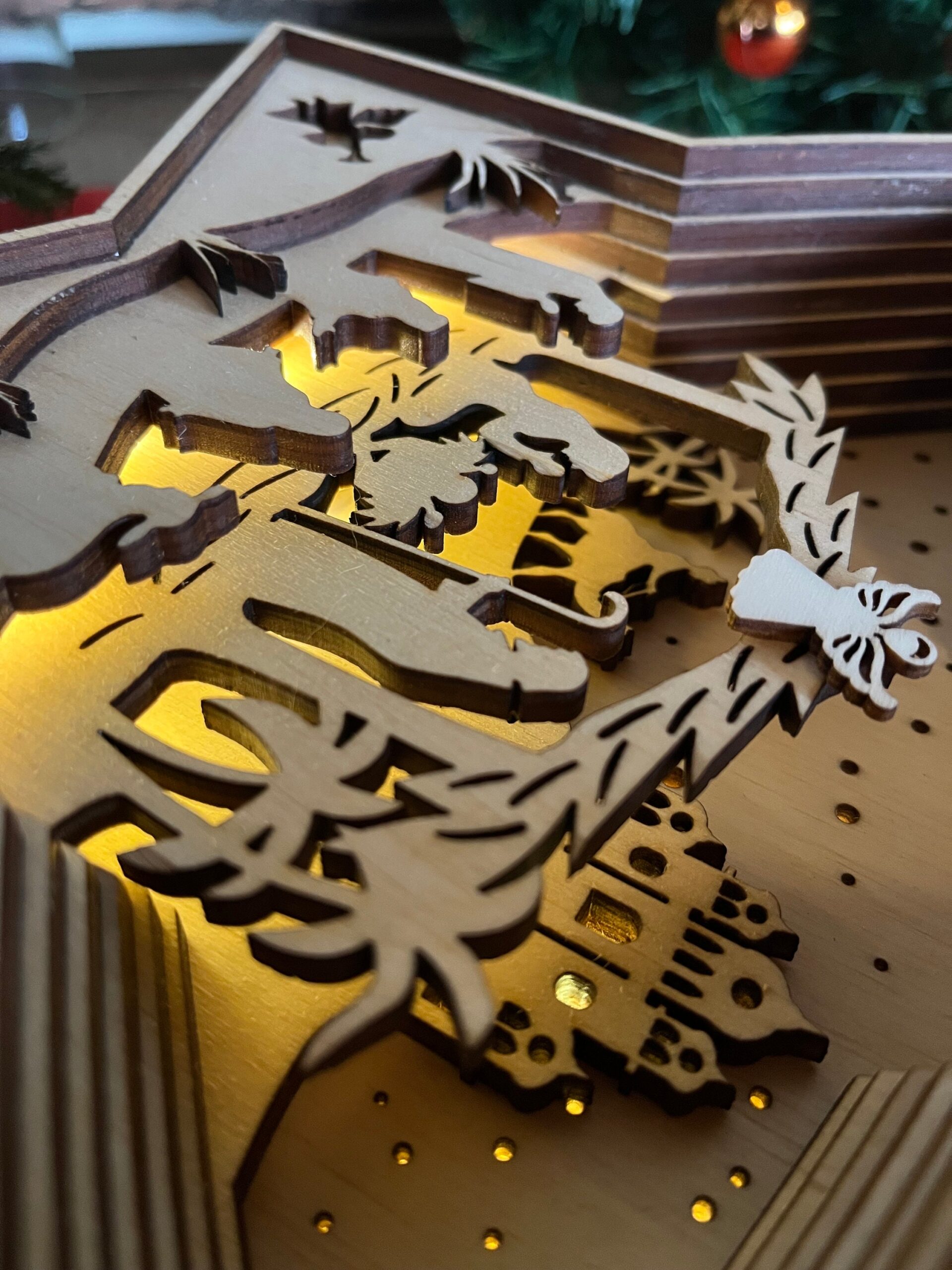 Weihnachtskrippe, Geburt Jesus, Christliche Dekoration, Traditionelle Weihnachtskrippe, handgefertigte Weihnachtskrippe, Krippe aus Holz, Perfektes Geschenk für Oma